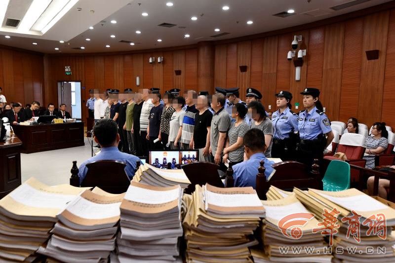 点击图片进入下一页 eaf9bke5.jpg